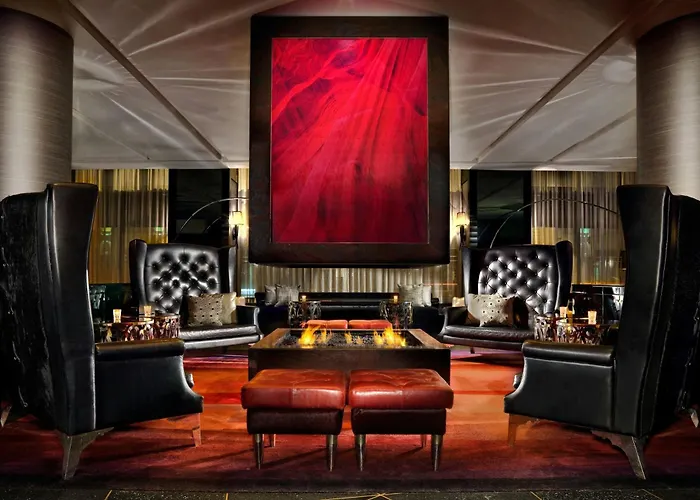 W Minneapolis - The Foshay